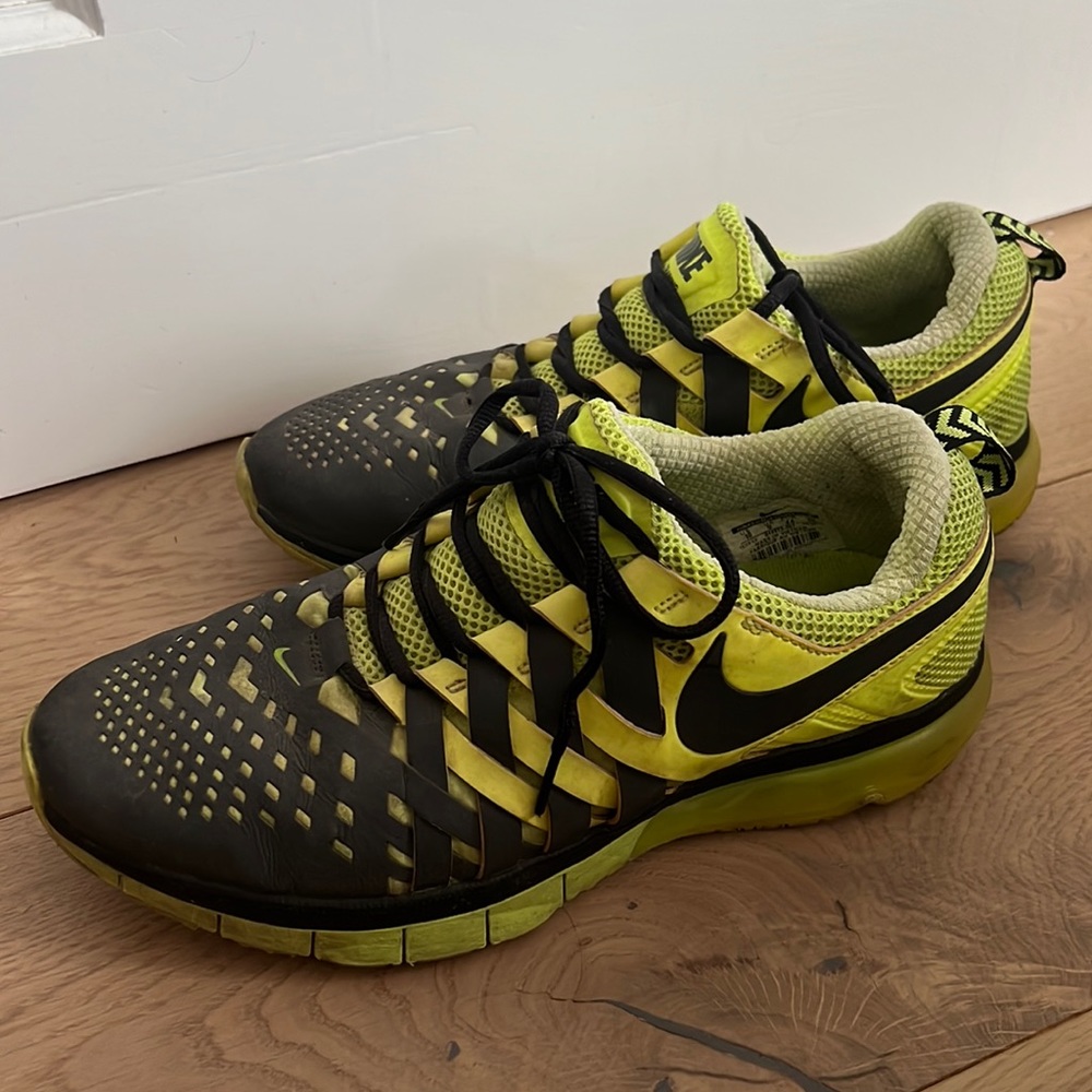 Nike Green Mens Sneakers Size 10